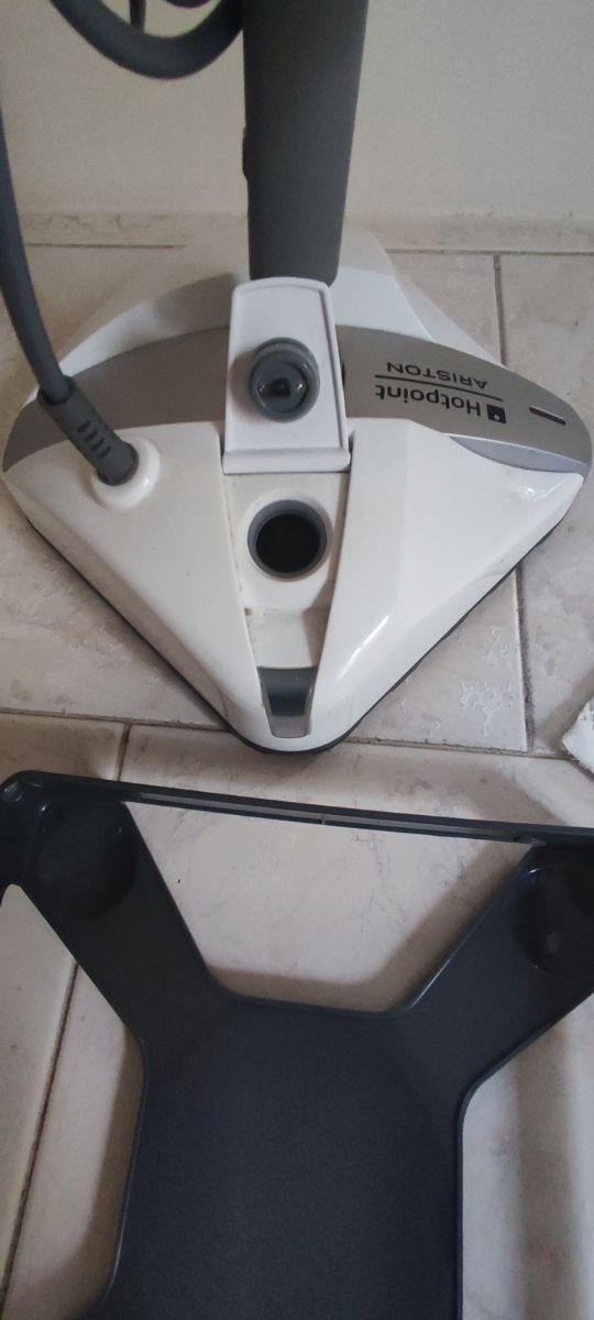 Hotpoint SM S15 CAW Scopa a Vapore, 1550 W, 0.25 L