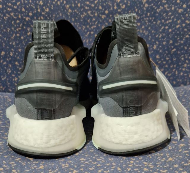 Zapatillas Deportivas Adidas NMD_V3 Temporada.