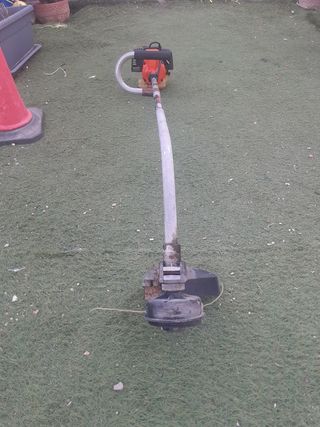 Desbrozadora marca tanaka tbc 2100