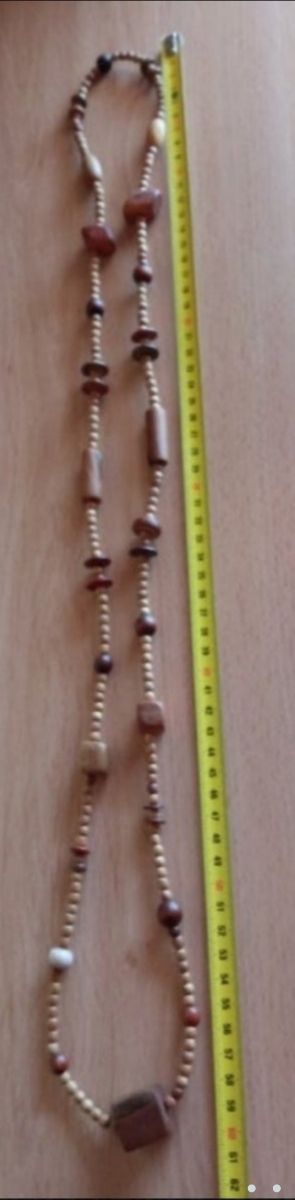 Collares de madera