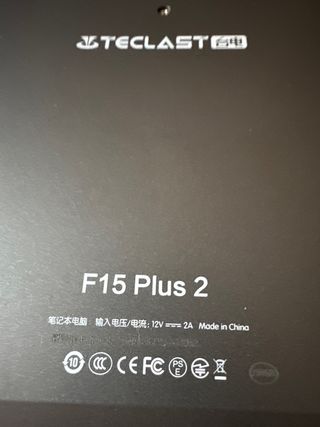 Portatile Teclast F15-S funziona senza batteria
