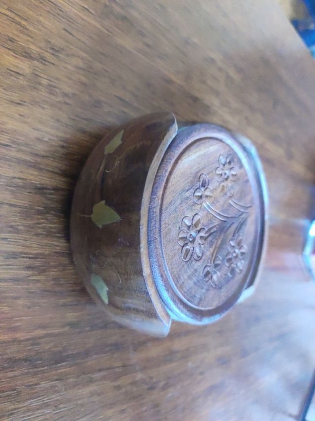 Set sottobicchieri in legno