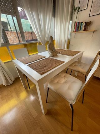 Mesa de comedor extensible 