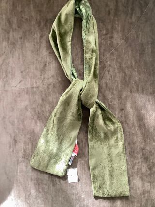 Bufanda reversible de lentejuelas y terciopelo