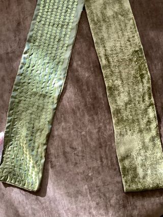 Bufanda reversible de lentejuelas y terciopelo