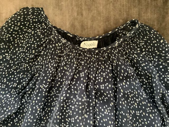 Vestido de gasa negro con puntitos talla 10 años