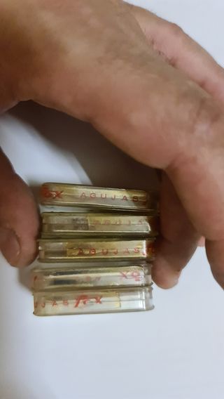 Agujas de tocadiscos