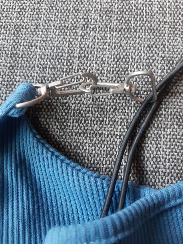 Abito corto aderente blu e bianco