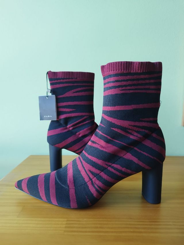 NUEVOS. Botines Zara t.41