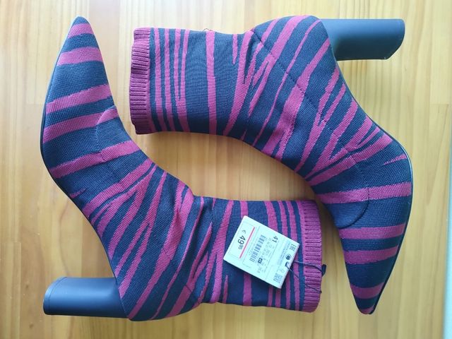 NUEVOS. Botines Zara t.41