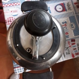 Olla exprés Bellvis CBC años 60