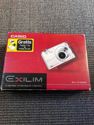 Camara digital Casio Exilim 12MP