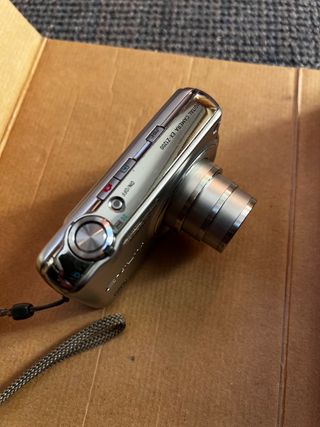 Camara digital Casio Exilim 12MP