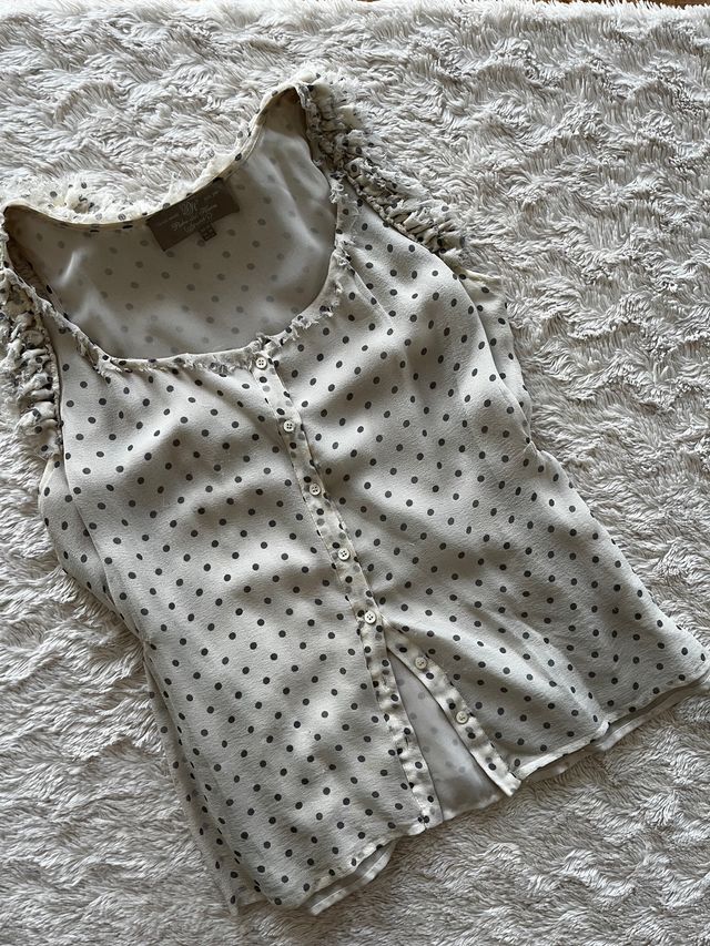 Blusa de seda de Pedro del Hierro. Talla 36