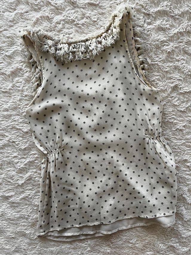 Blusa de seda de Pedro del Hierro. Talla 36