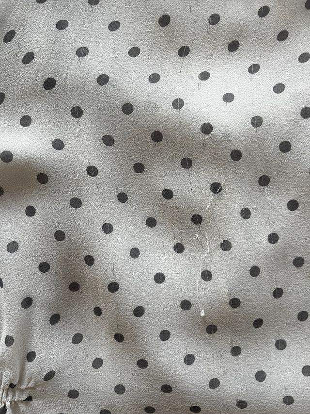 Blusa de seda de Pedro del Hierro. Talla 36