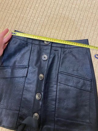 Falda de polipiel Stradivarius