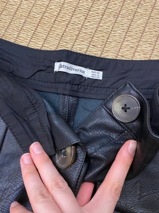 Falda de polipiel Stradivarius