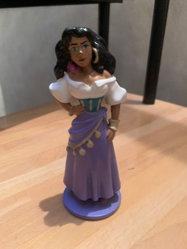 Figura Esmeralda (Disney)