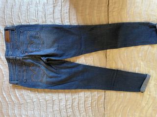 Pantalon Jeans Levis mujer demi curve