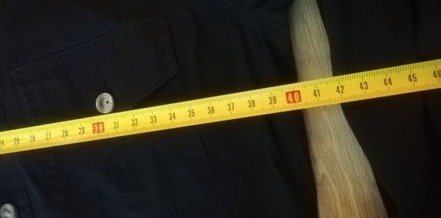 camisa cazadora fina marca Tomy