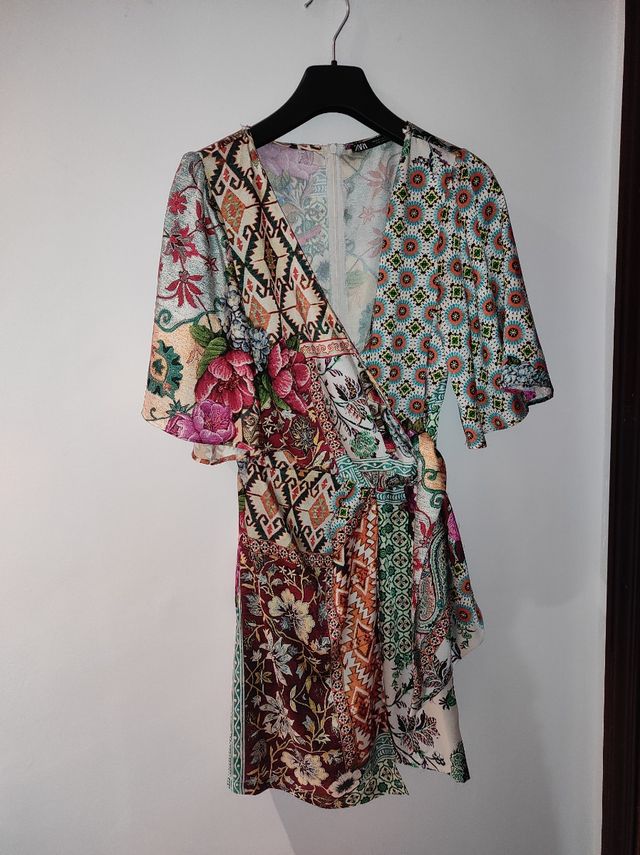 Vestido corto Zara estampado