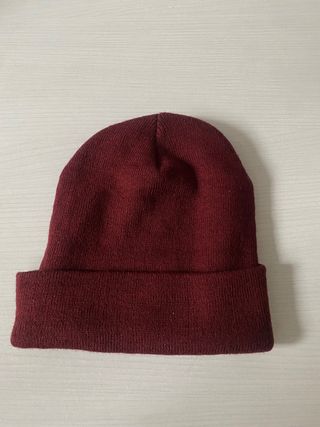 Gorro granate de lana 