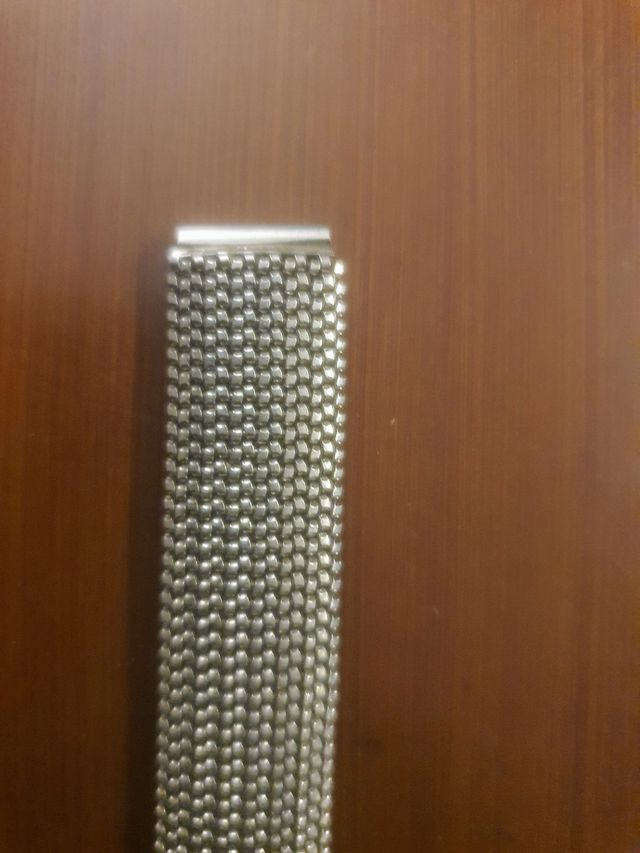 Antigua correa malla de acero de reloj