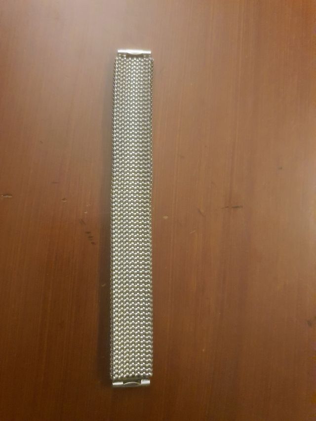 Antigua correa malla de acero de reloj