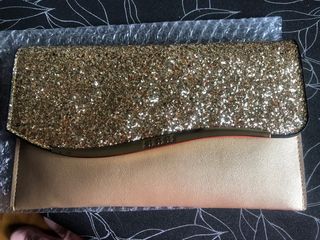 bolso de fiesta dorado
