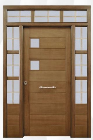 Puertas de Calle en Madera Maciza