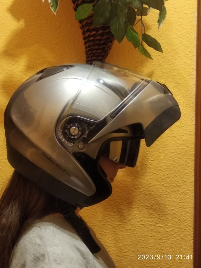 Casco modulare