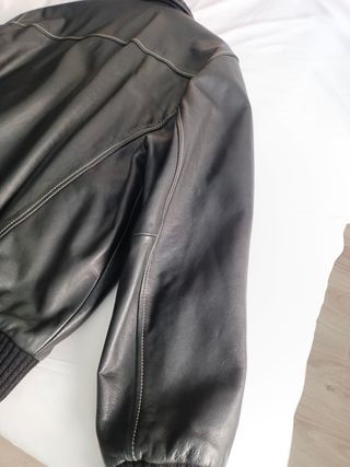 Chaqueta De Cuero
