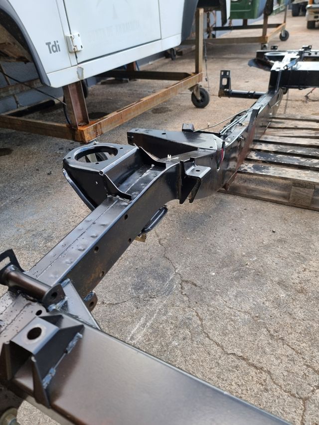 Chasis land rover defender 90 -110