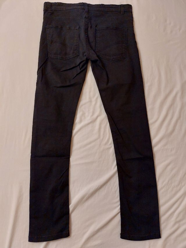 Pantalones skinny fit negros