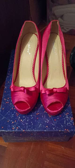 Zapatos de tacón n°36 sin estrenar
