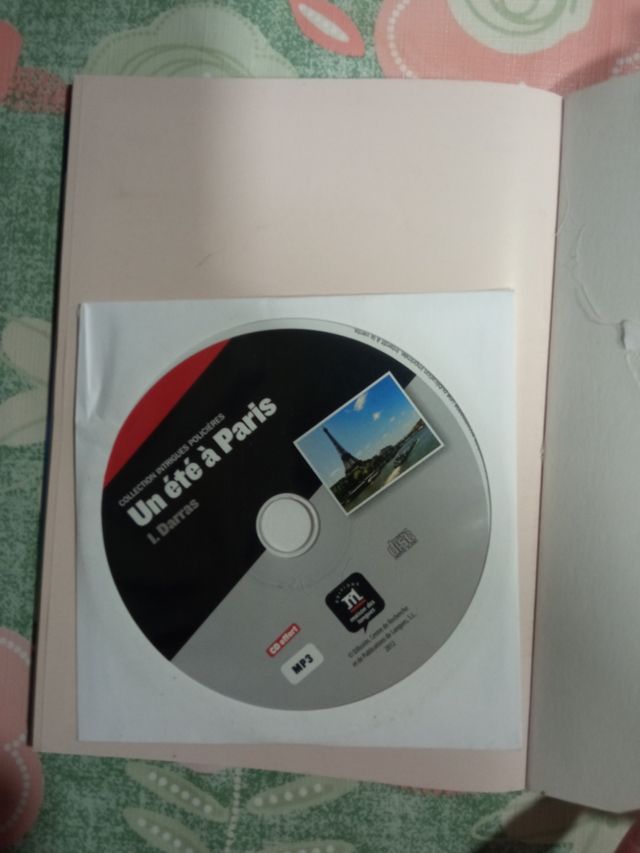 Libro Un été à Paris