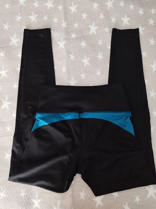 Camiseta Nike dri-fit y mallas.Talla s-m.💖