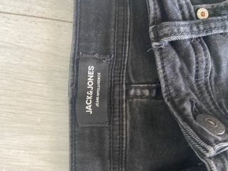 Pantalón largo  vaquero roto Jack &Jones Talla 34