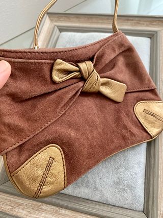 Cartera pequeña de piel