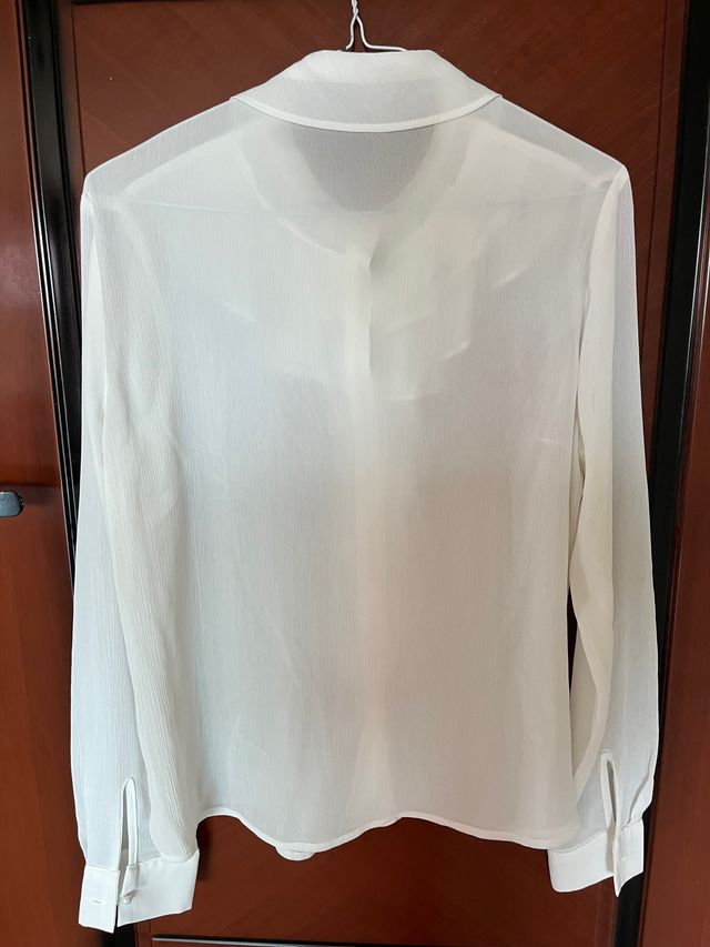 Camisa blanca de rucha ML