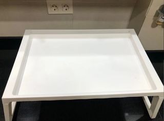 Bandeja con patas/ Bandeja para cama