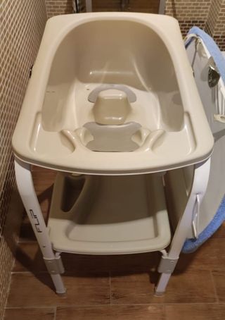 BAÑERA/CAMBIADOR PLEGABLE JANE FLIP. COMO NUEVA