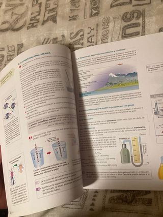 2 Libros de texto de física y química 4ESO