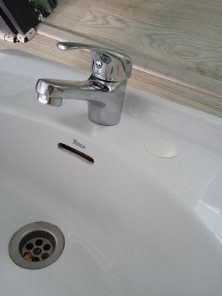 Lavabo + grifo Roca