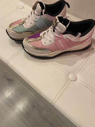 bambas deportivas DKNY
