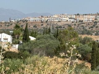 Terreno en  calle campiñuela baja 4400 m con agua/