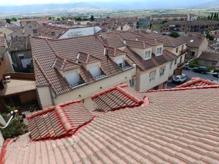 CANALONES, REPARACIÓN DE TEJADOS Y GOTERAS.