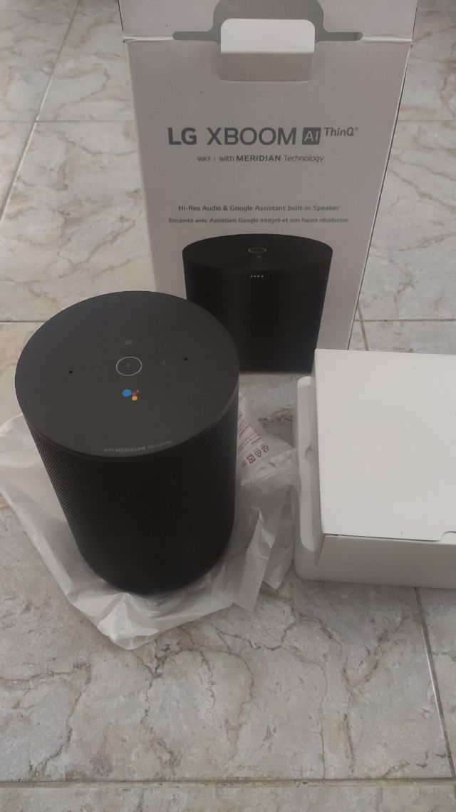 Altavoz asistente LG NUEVO A ESTRENAR!