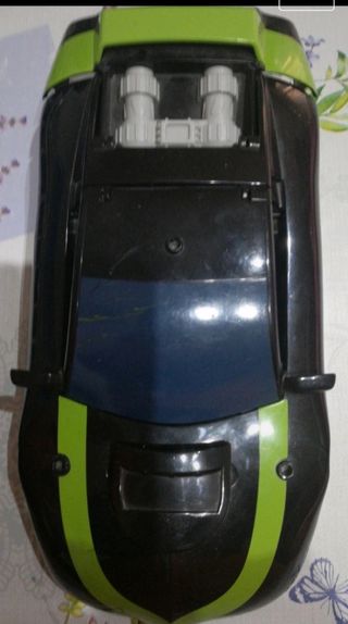 Macchina giocattolo 